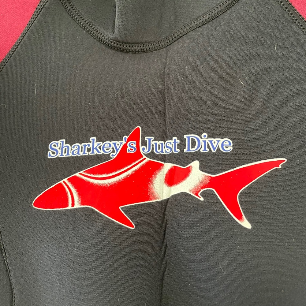 Sharkey’s Just Dive Women’s Full Wetsuit Size 8-10